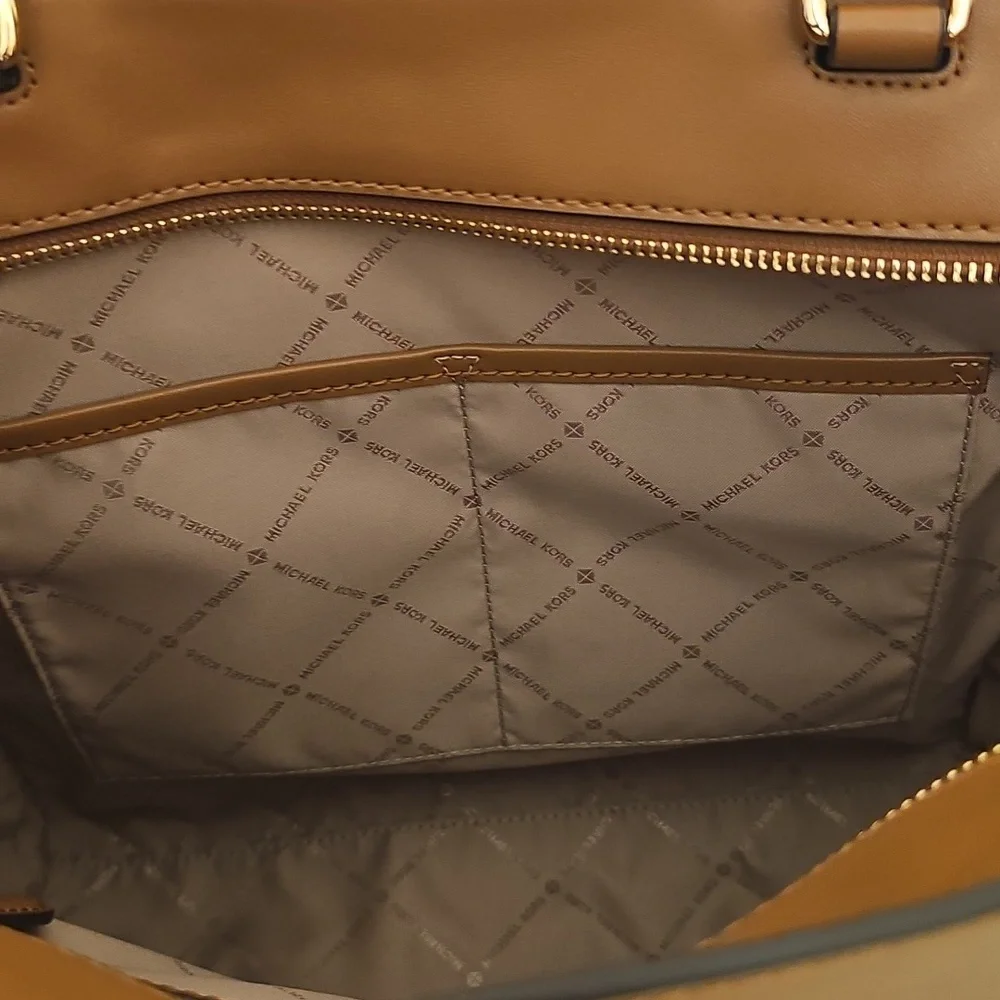 Michael Kors Harrison Large Tote